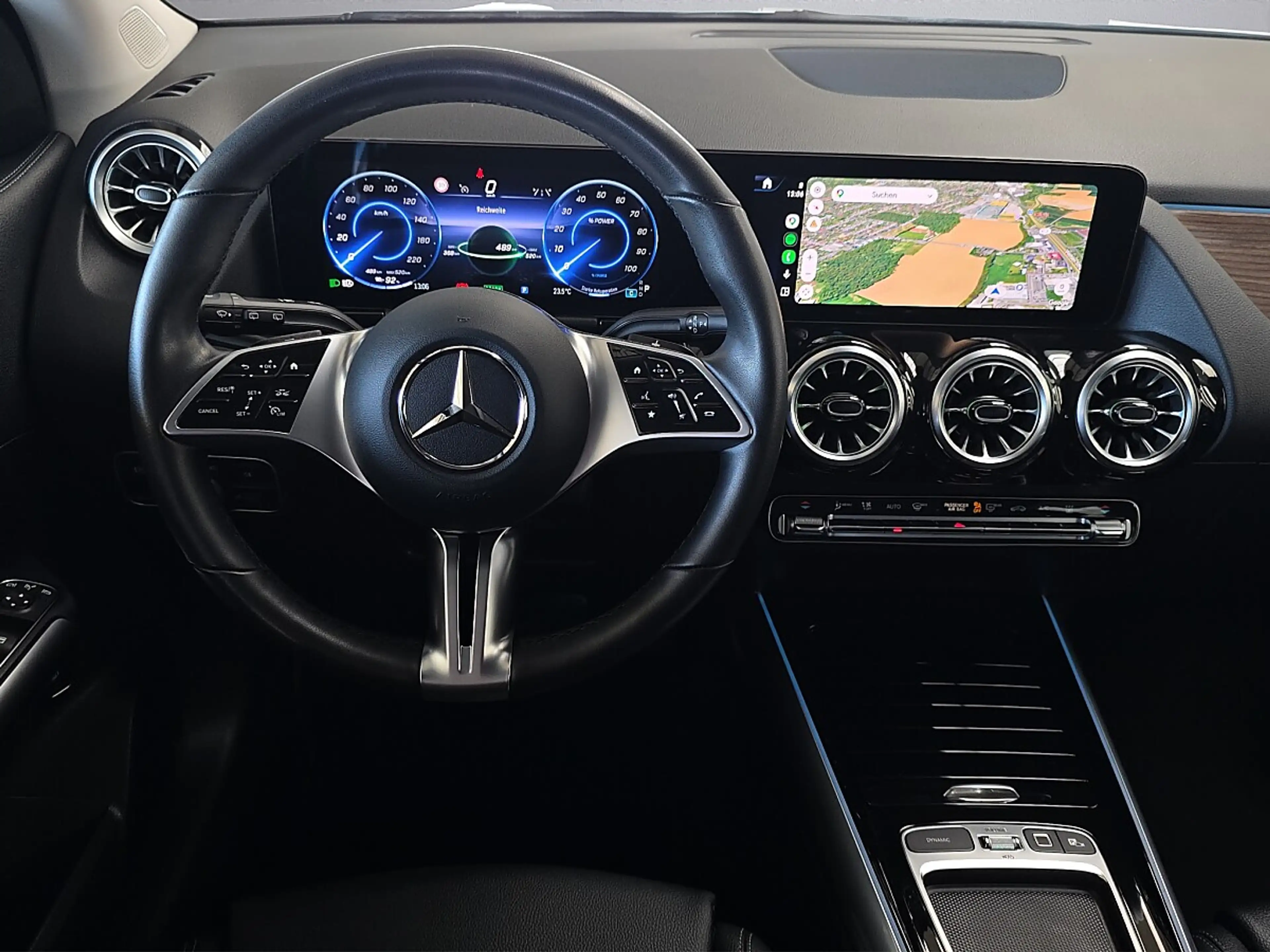 Mercedes-Benz EQA 250+ Advanced Plus *1.BESITZ/KEYLESS GO/LENKRAD... — photo 13