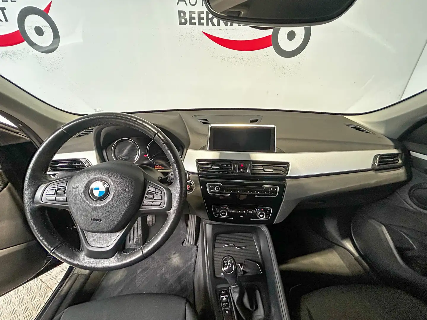 BMW X1 1.5 d sDrive16/1e-eig/Navi/Cruise/PDC/Alu/97000km crna - 2