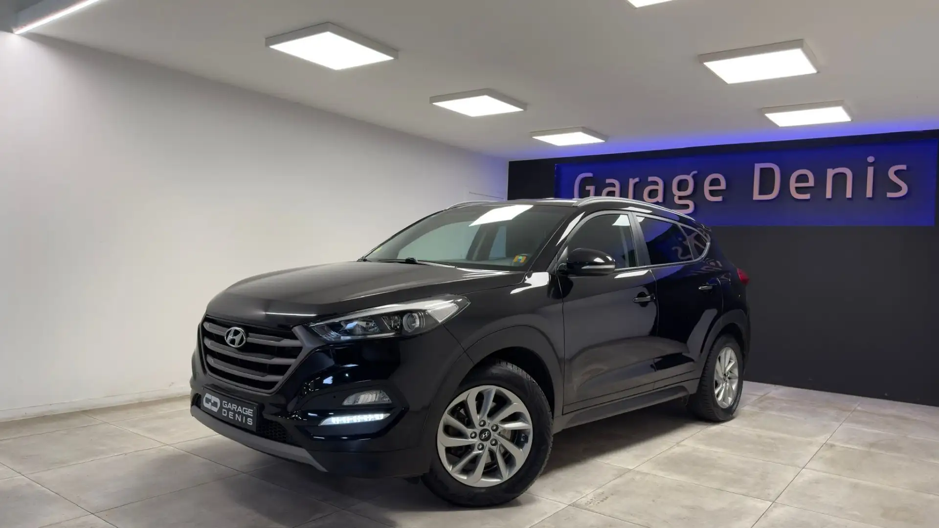 Hyundai TUCSON Tucson 1.7 CRDi *GPS+CAMERA*LED*GARANTIE* Noir - 1