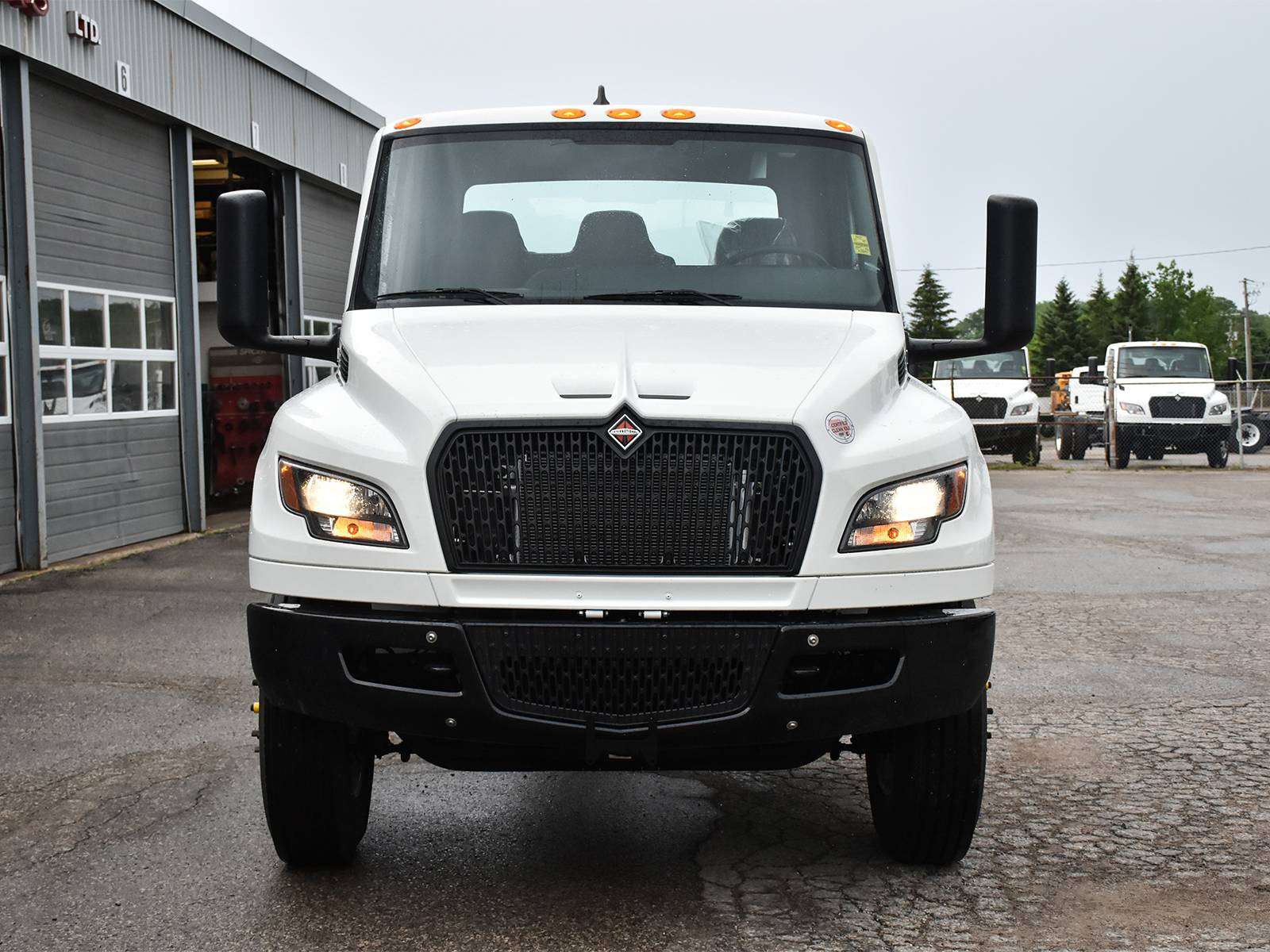 2027 International MV607