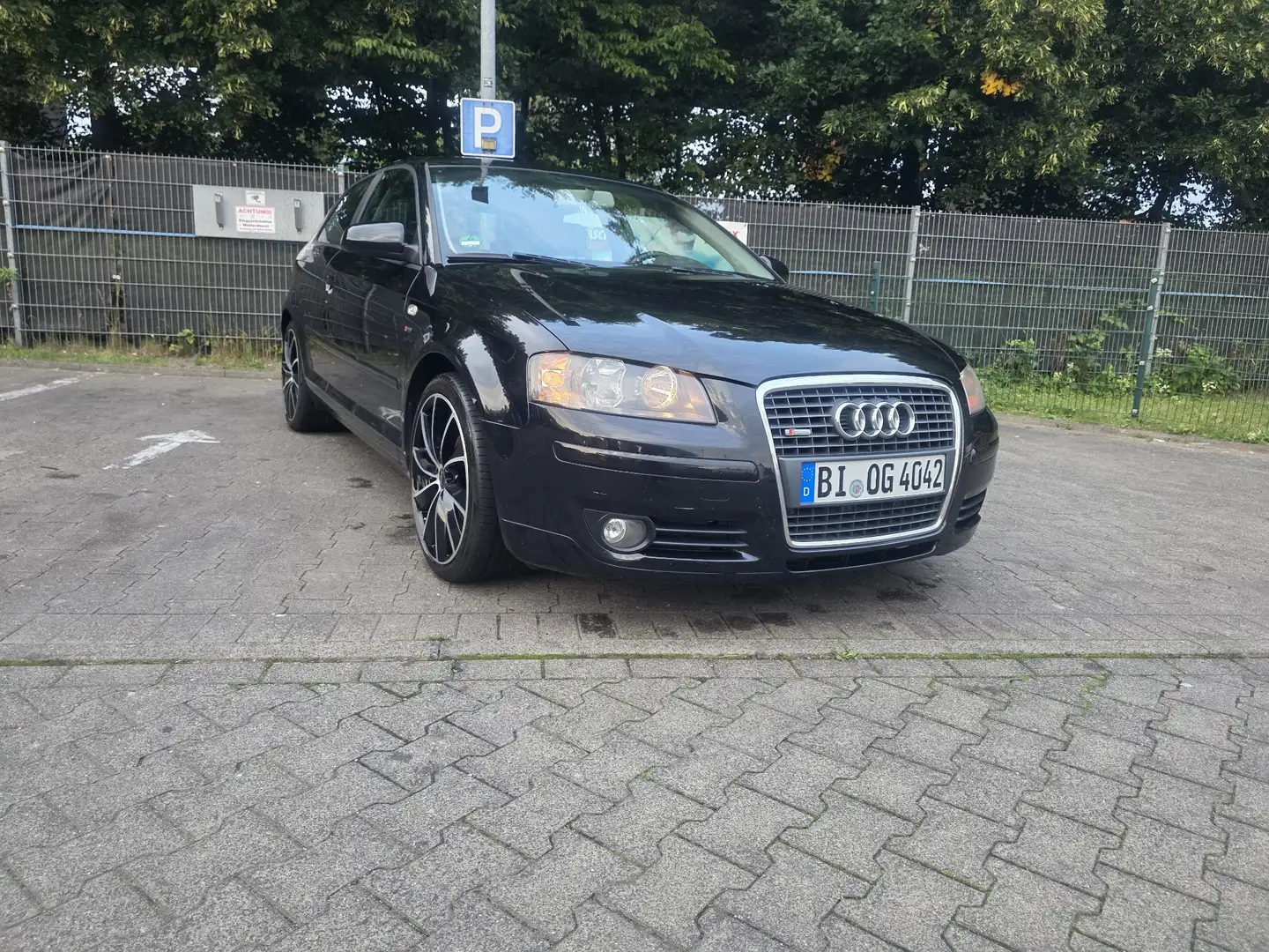 Audi A3 1.9 TDI DPF S Line Sportpaket plus - 2