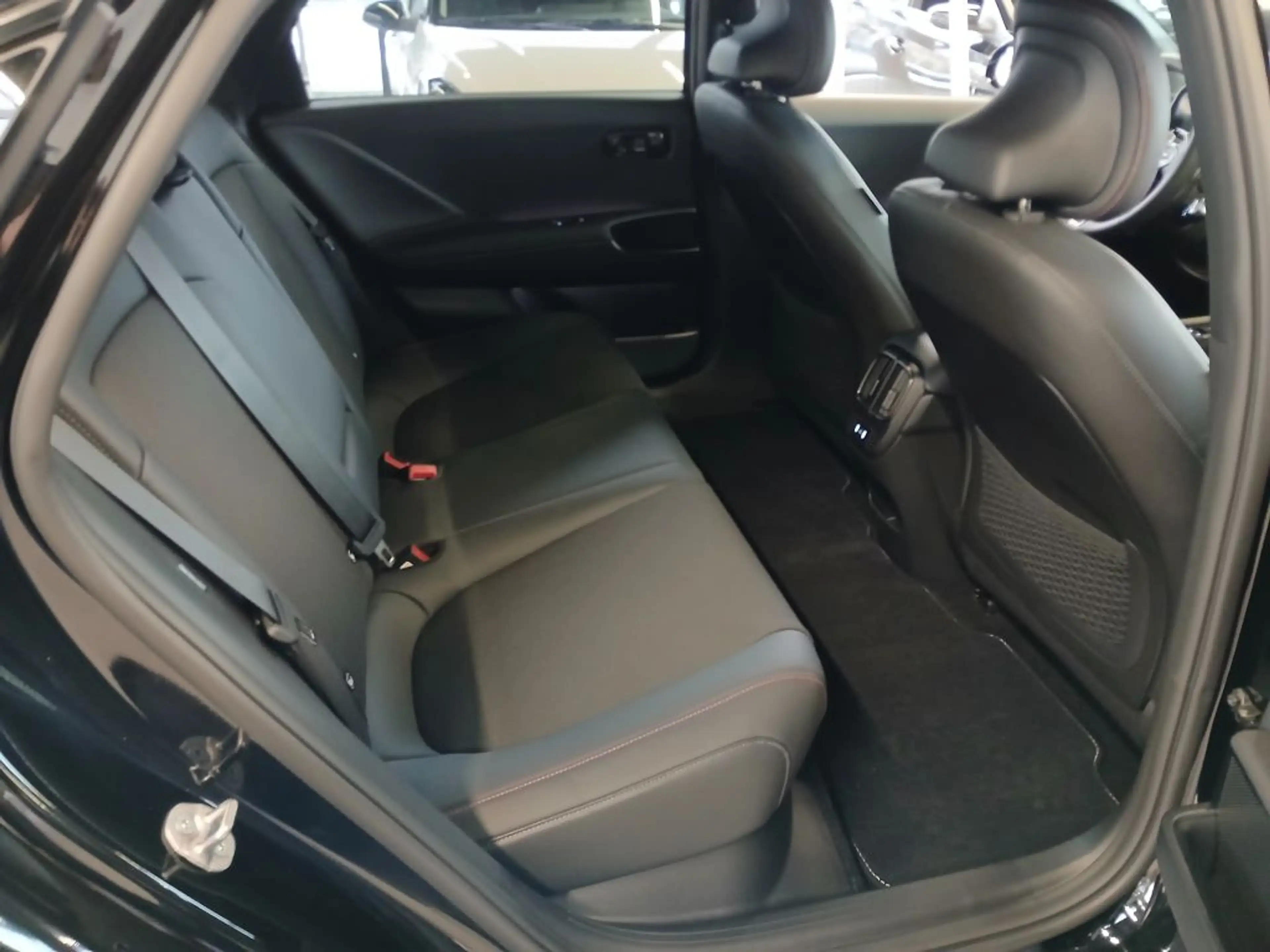 Hyundai IONIQ 6 84 kWh 4WD N Line — photo 8