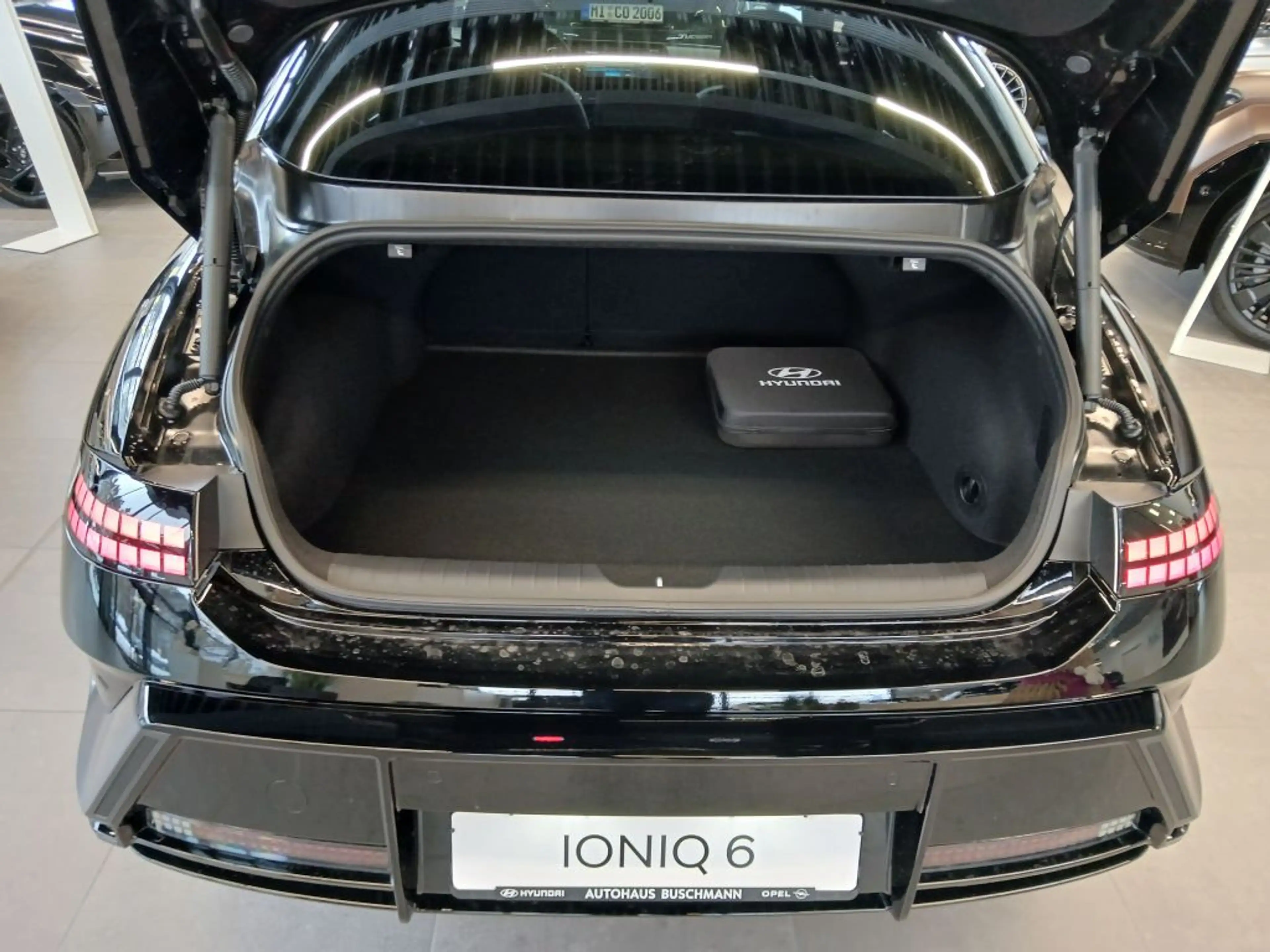 Hyundai IONIQ 6 84 kWh 4WD N Line — photo 10