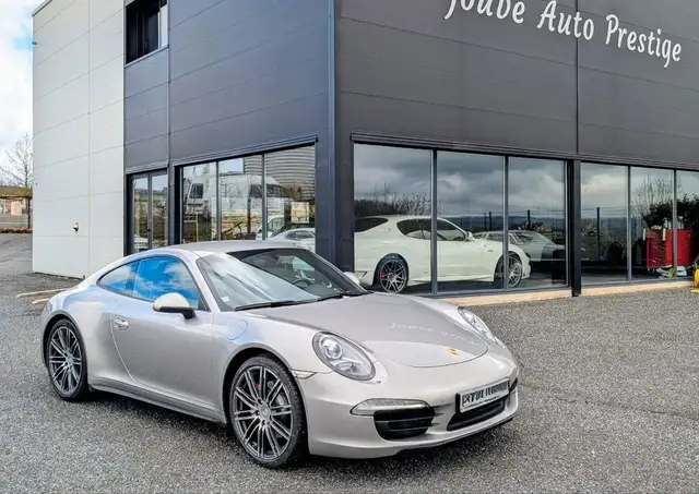 Porsche 991