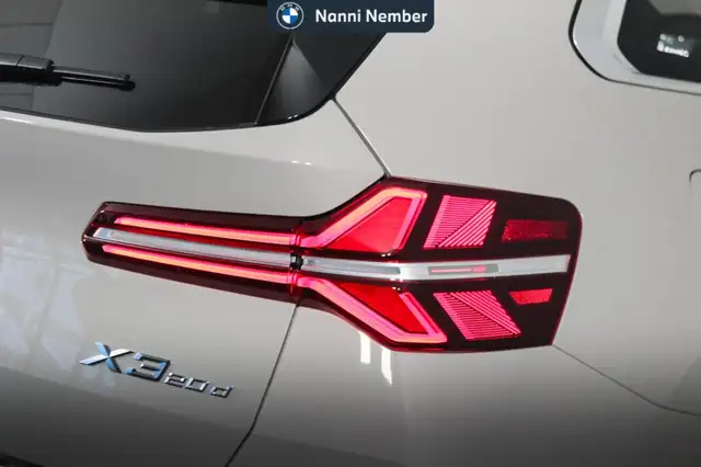 BMW X3 view 6
