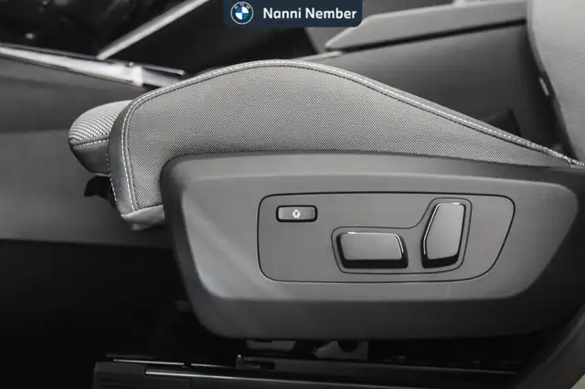 BMW X3 view 14