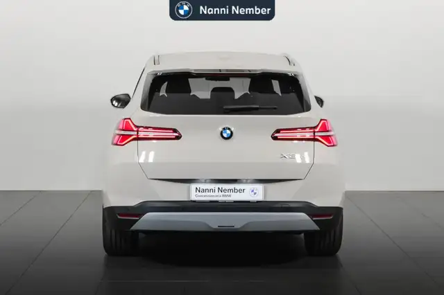 BMW X3 view 4
