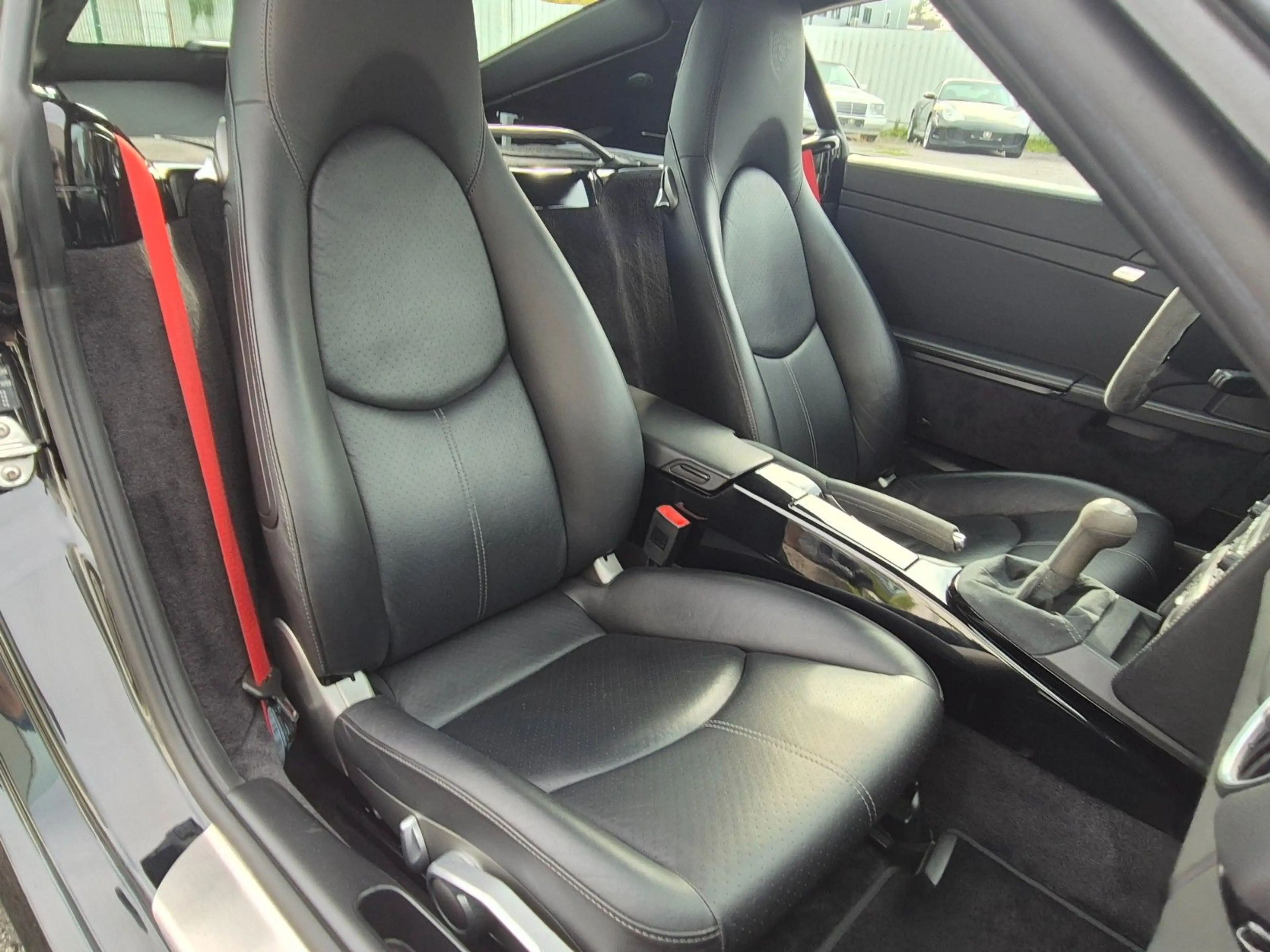 Porsche Cayman Porsche Design Edition 1/One of 777 — photo 15