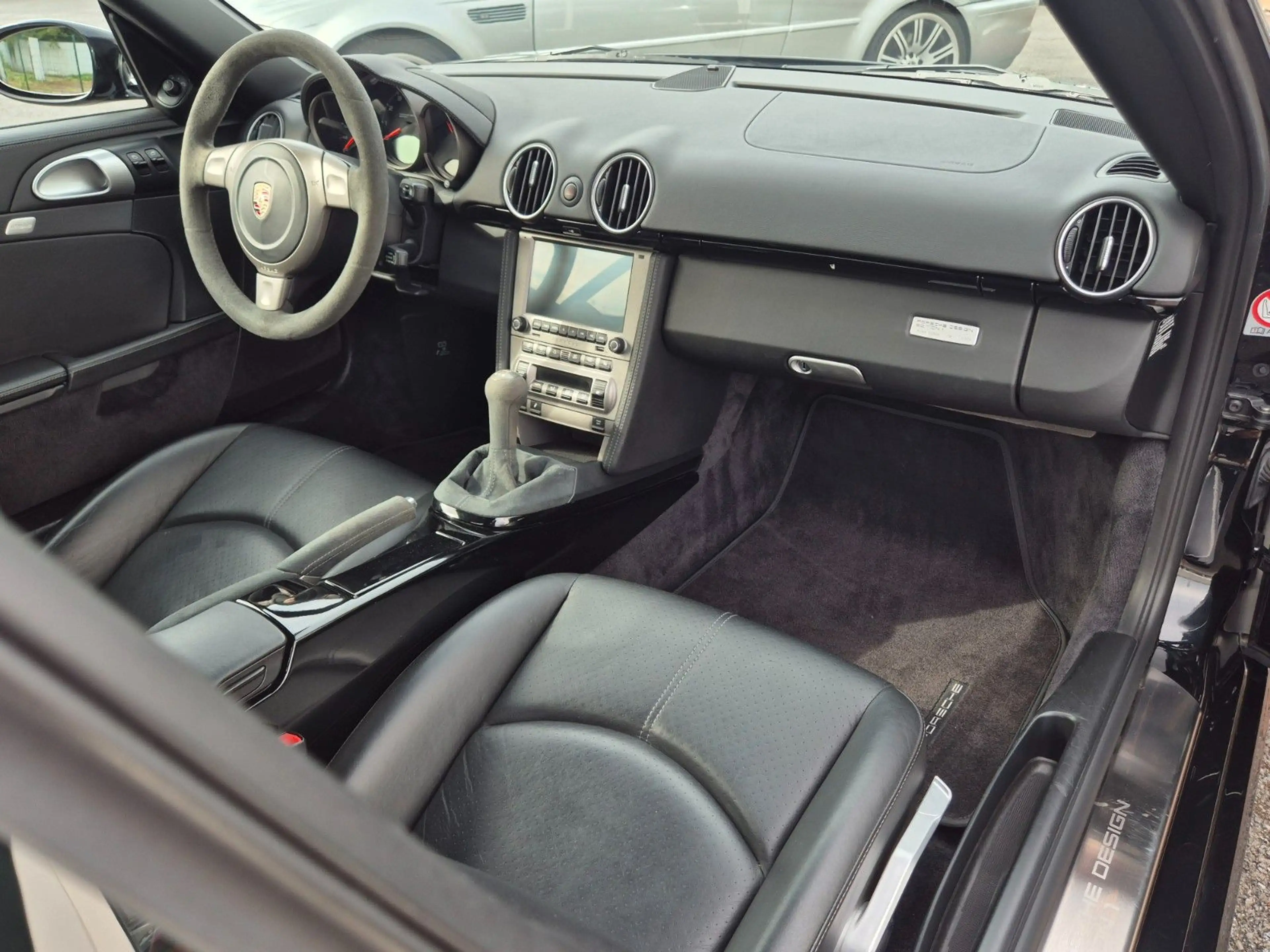 Porsche Cayman Porsche Design Edition 1/One of 777 — photo 10