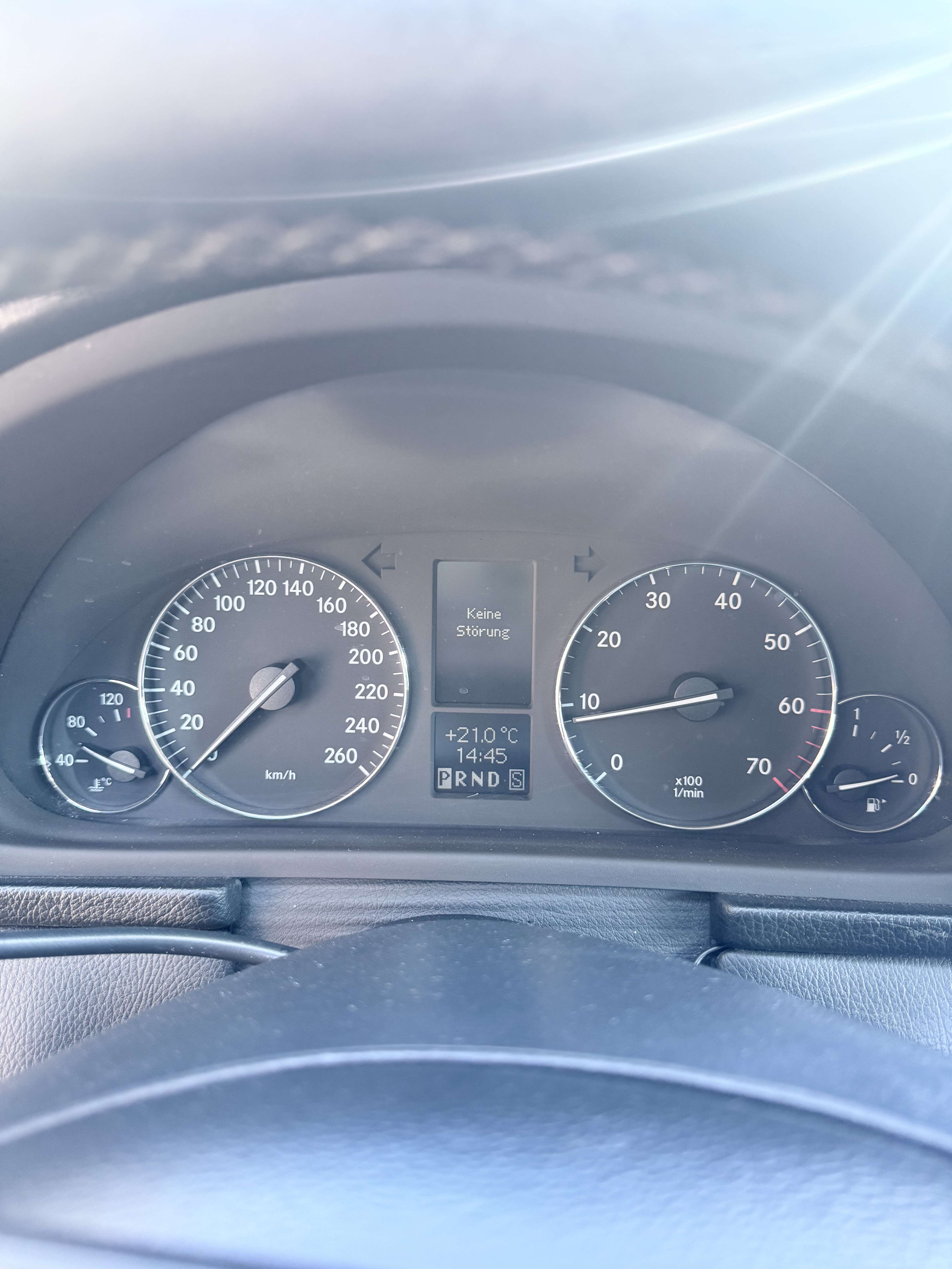 Second hand Mercedes Benz C-Class 180