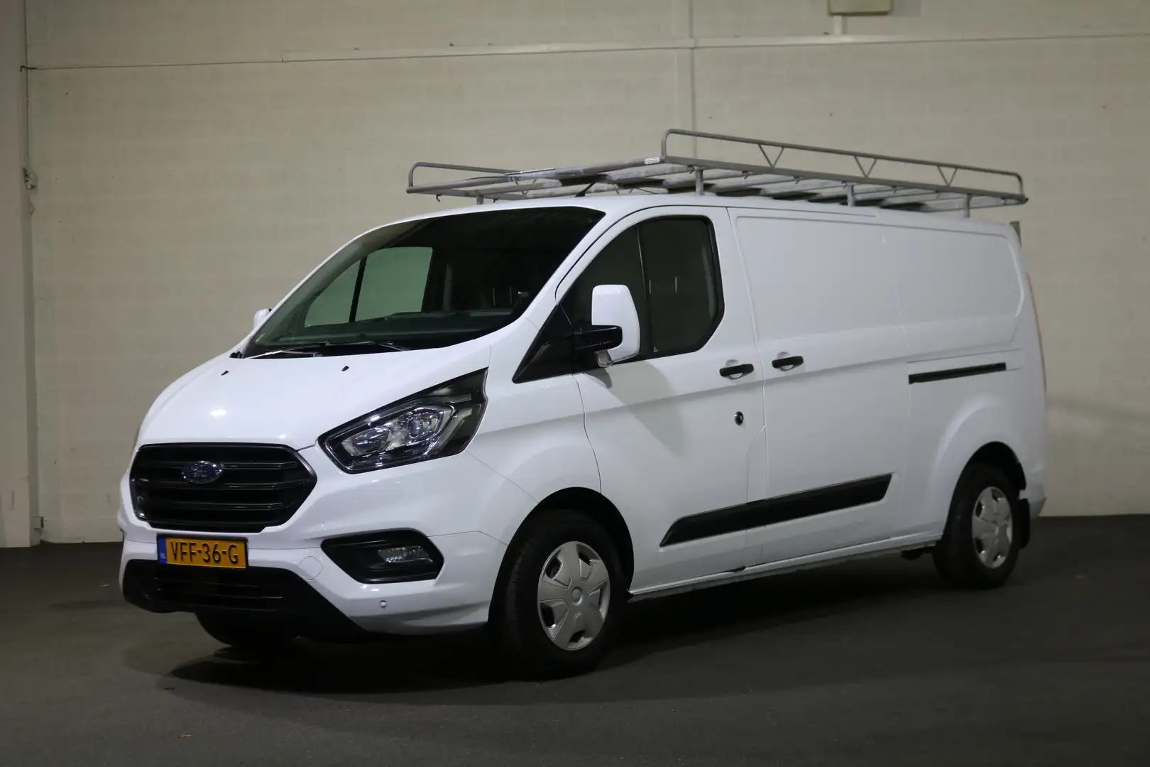 Ford Transit Custom 2.0 TDci L2 H1 Trend Airco 2x Schuifdeur Imperiaal Blanco - 1