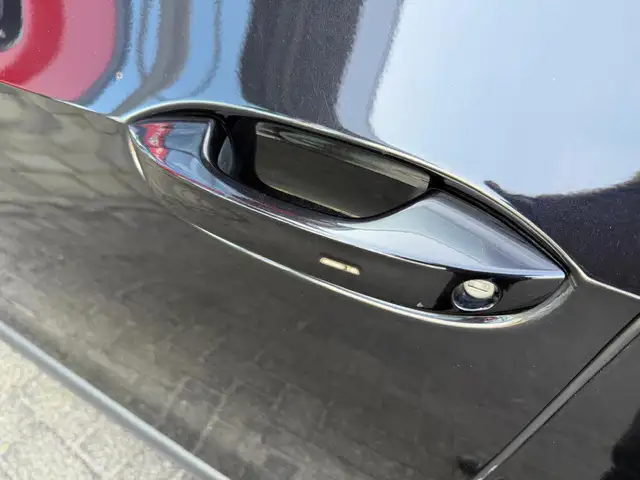 Volkswagen Golf view 11