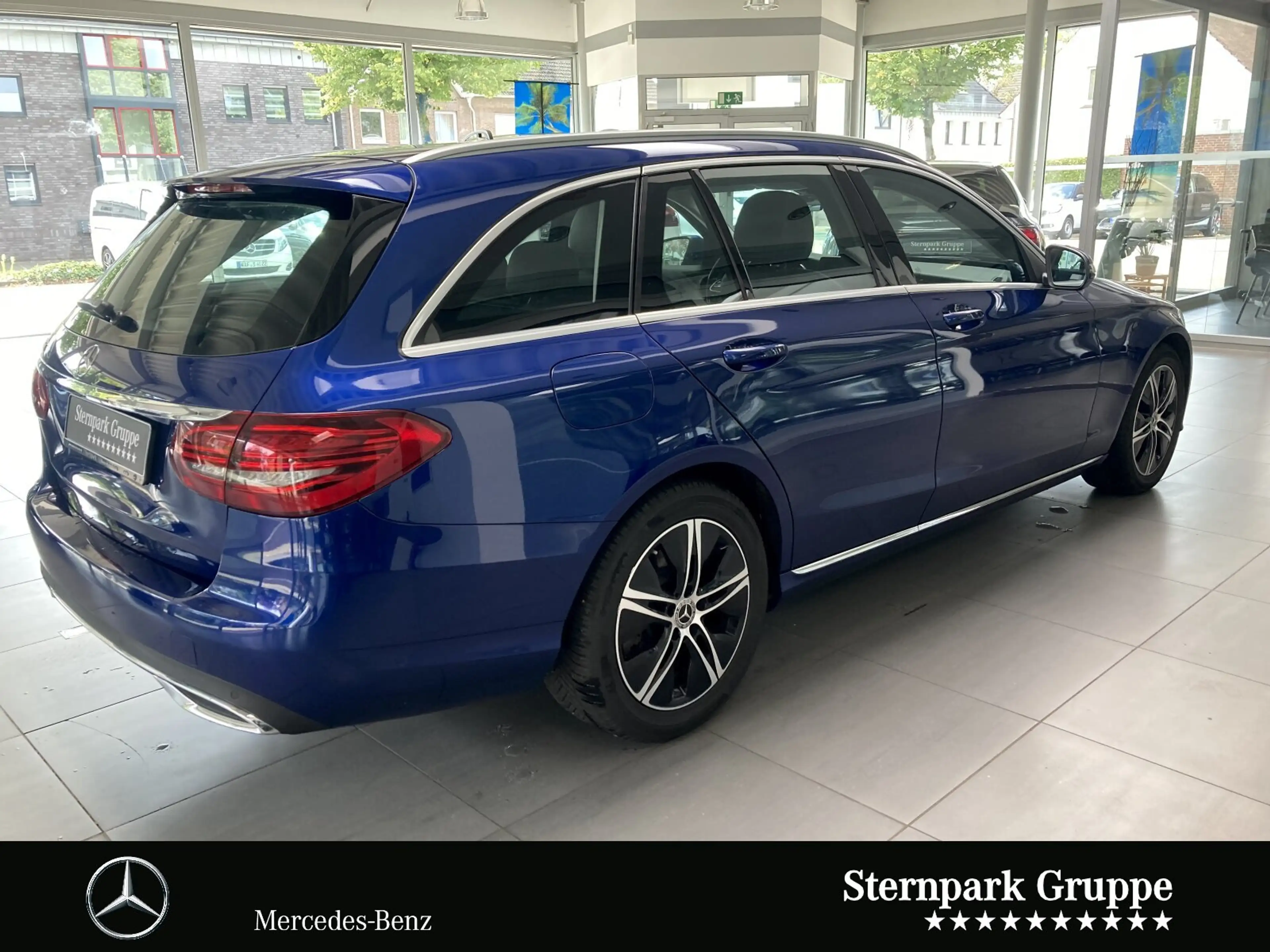 Mercedes-Benz C 200 C 200 d T Avantgarde LED+Kamera+AHK+Spur-Paket+ — photo 4