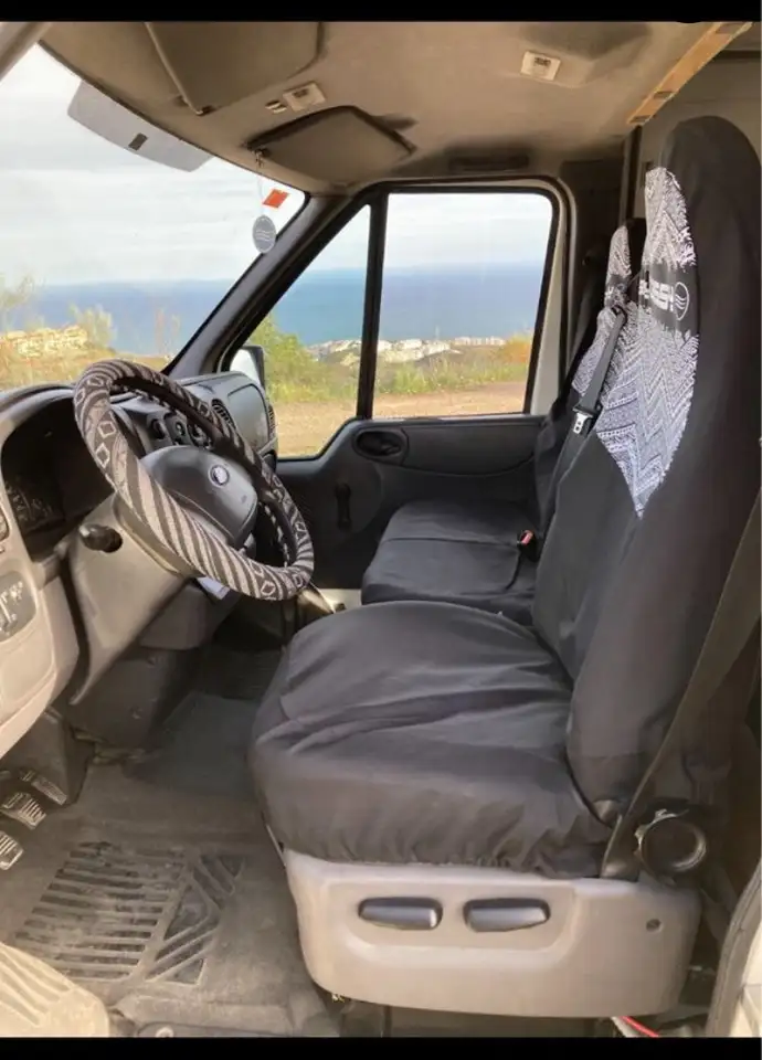 Ford Transit FT 330M Van, foto 3