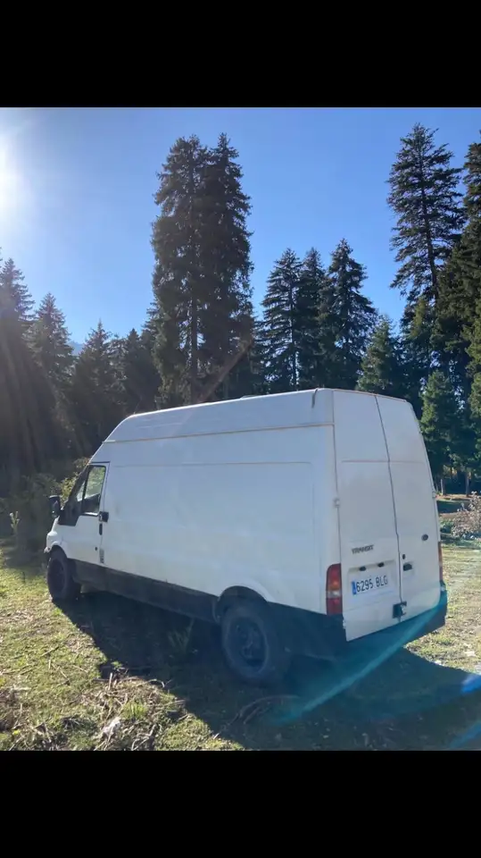 Ford Transit FT 330M Van, foto 2