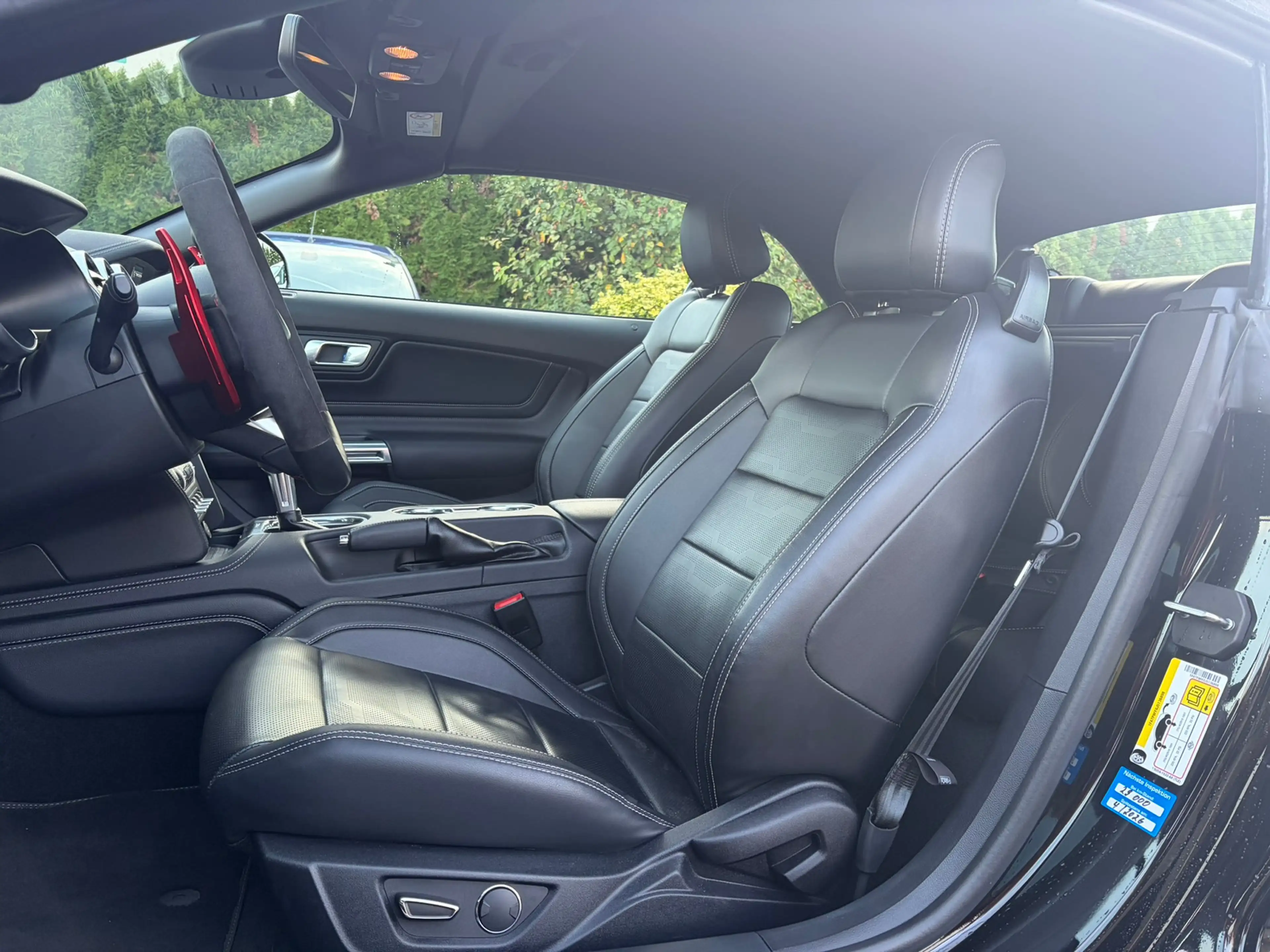 Ford Mustang Convertible 5.0 Ti-VCT V8 Aut. GT — photo 12