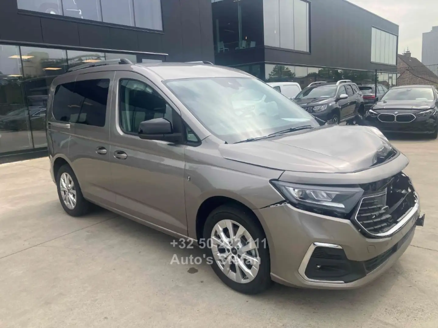 Ford Tourneo Connect Titanium - 1