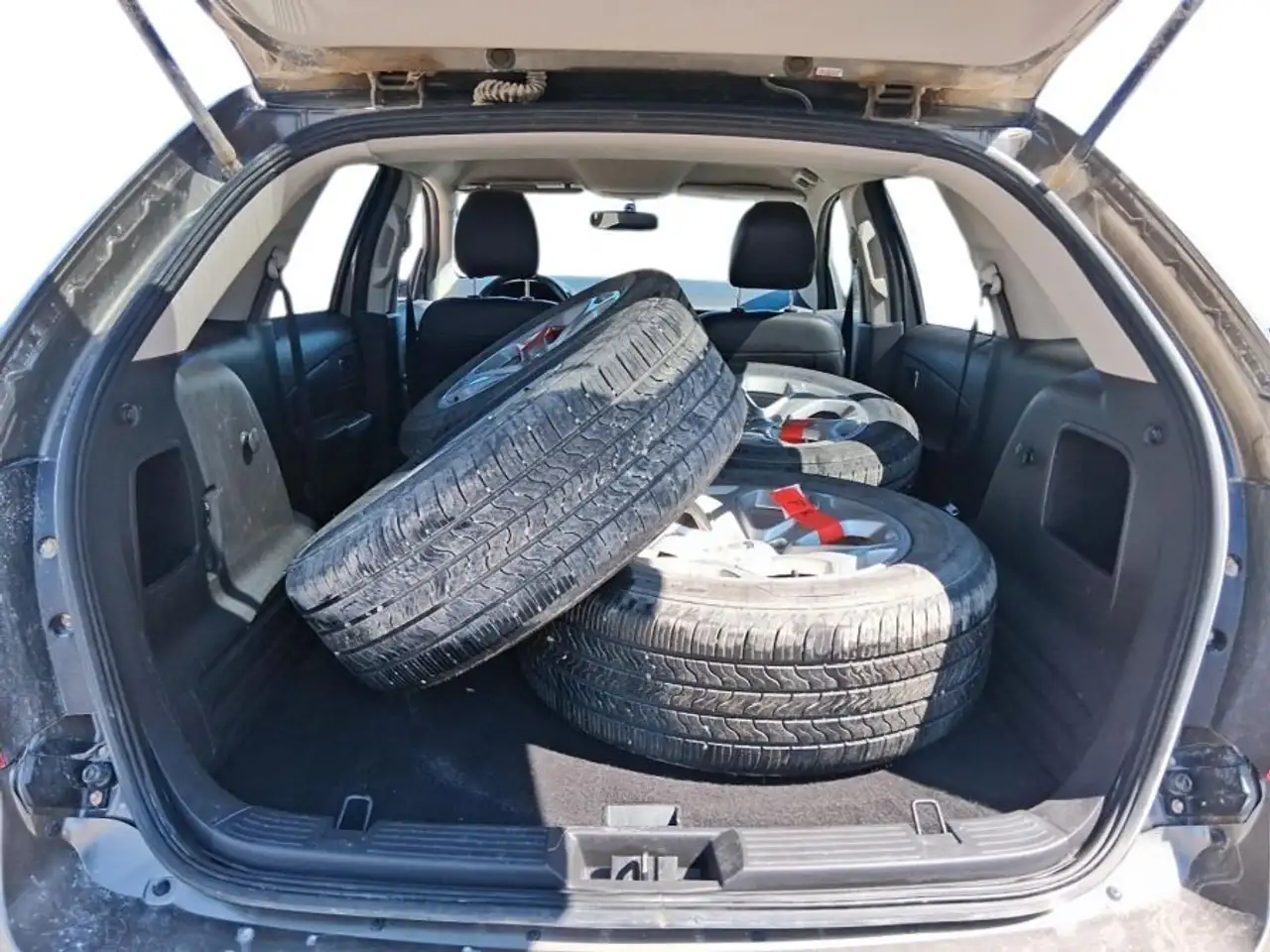 Ford Edge снимка Ford Edge