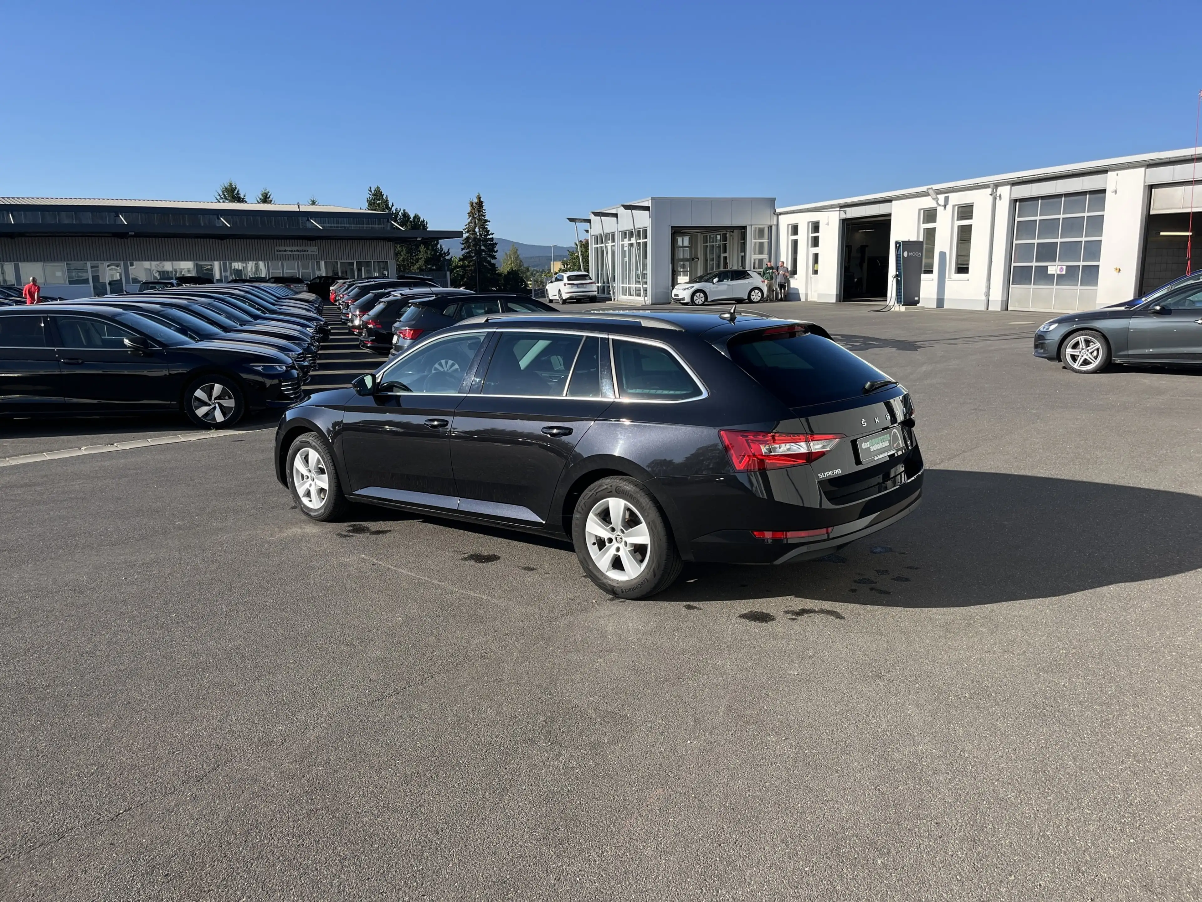 Skoda Superb Combi 2.0 TDI DSG Ambition 104€ m.20% Anz. Navi — photo 11