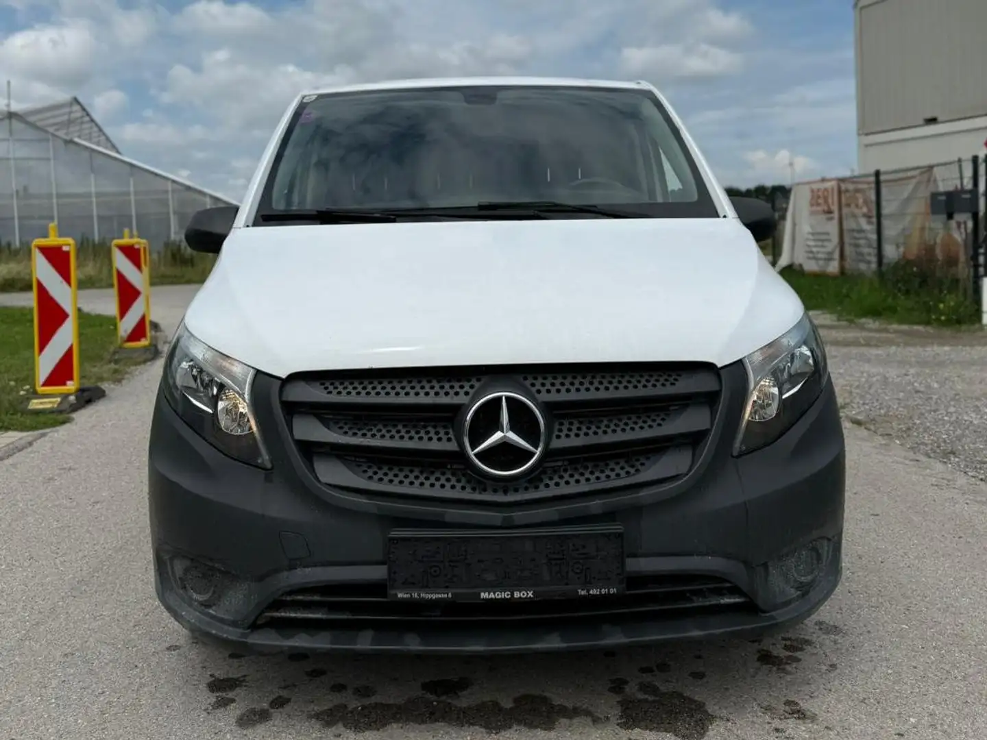 Mercedes-Benz Vito 111 CDI FWD lang Weiß - 2