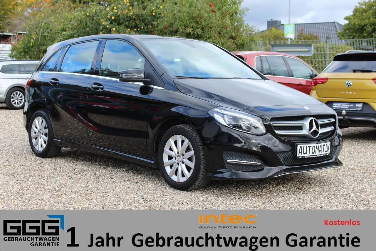 Mercedes-Benz B 180