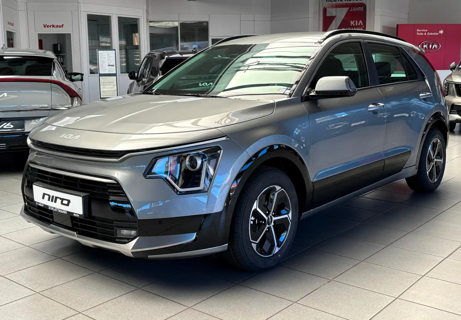 Kia Niro 1.6 HEV "Vision+P1" *Navi*RFK*SHZ* Gris - 2