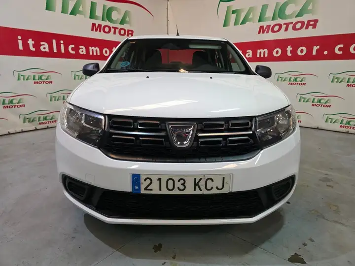 Dacia Logan 2017, foto 2