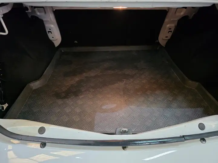 Dacia Logan 2017, foto 14