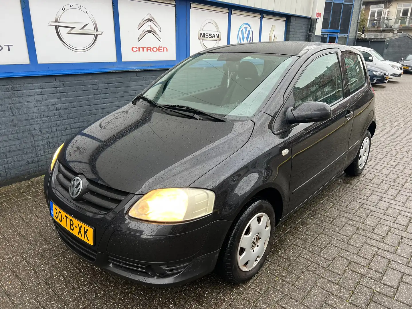 Volkswagen Fox 1.2 Trendline 7-2006 NWE.APK 1450EU Schwarz - 2