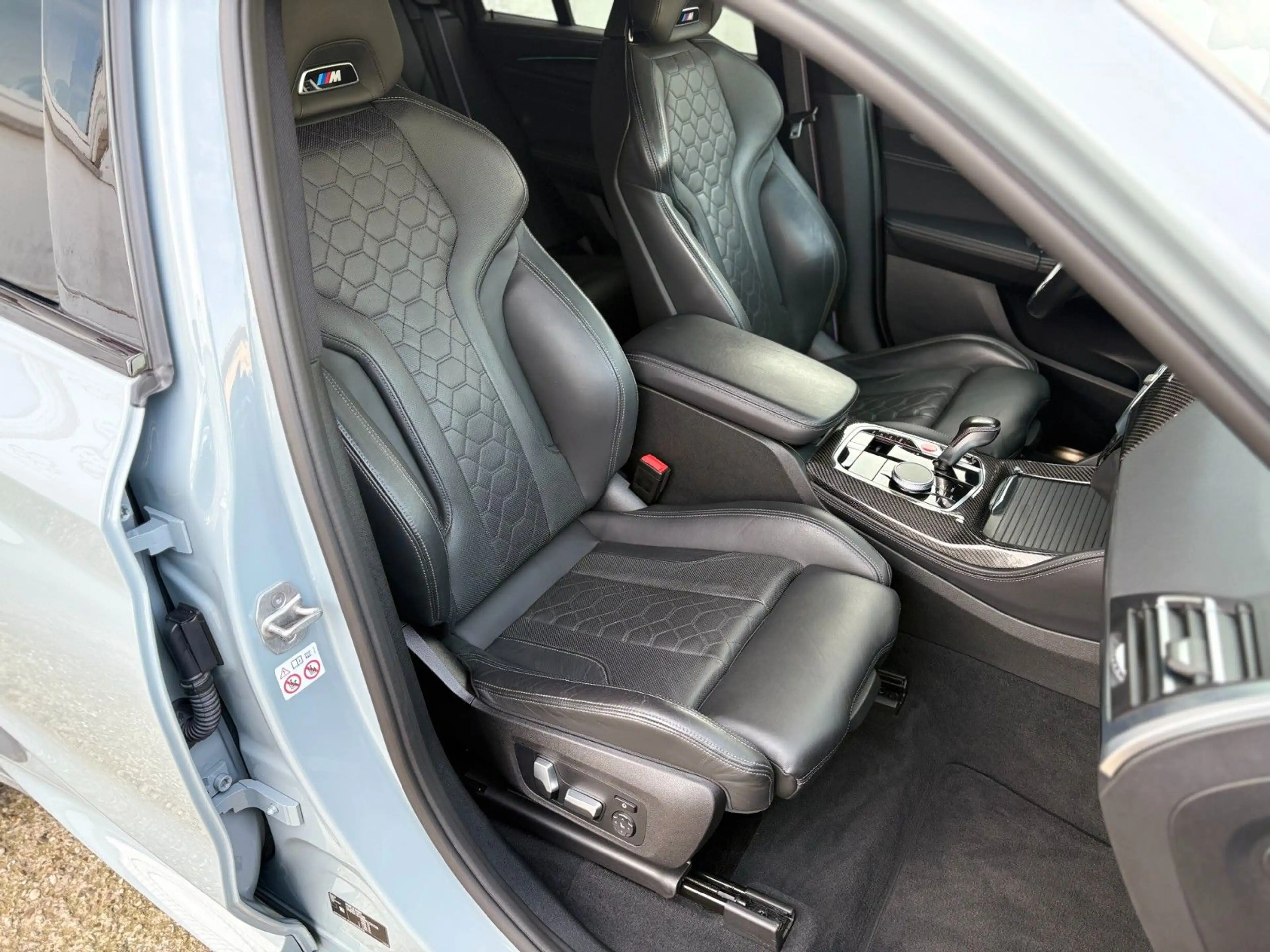 BMW X4 M Competition Drivers Package 2. Hand — photo 13