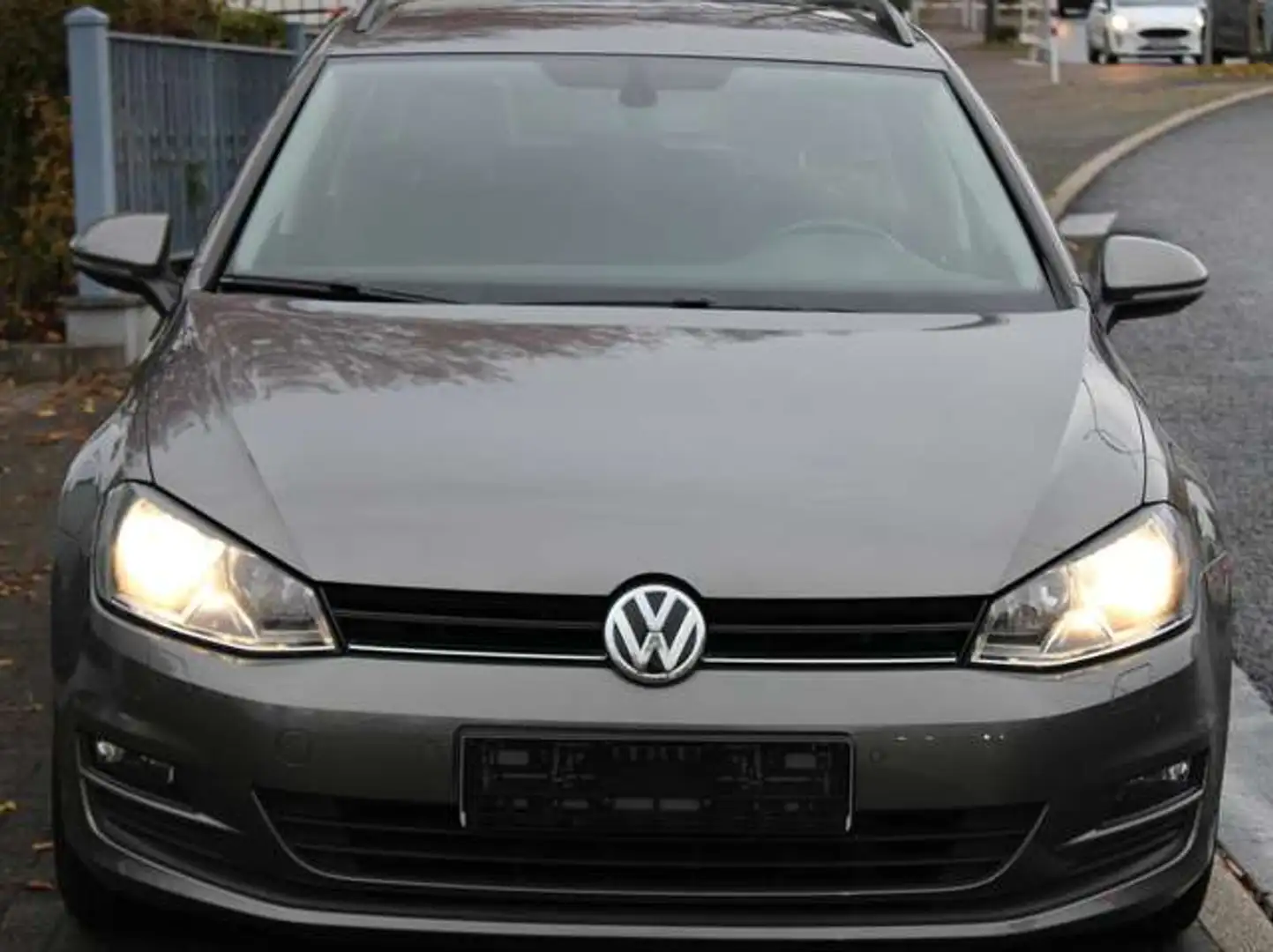Volkswagen Golf Variant Comfortline BMT/2.HAND/AUTOMATIK/TÜV-NEU/ Grigio - 2