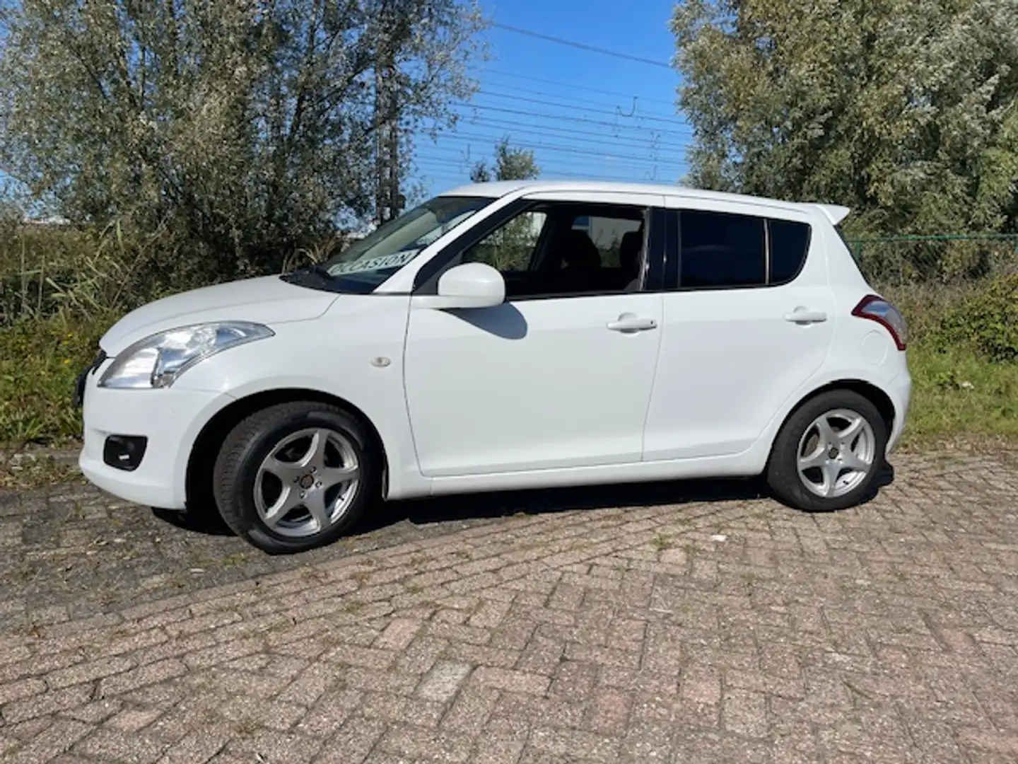 Suzuki Swift 1.2 5-D Wit - 1