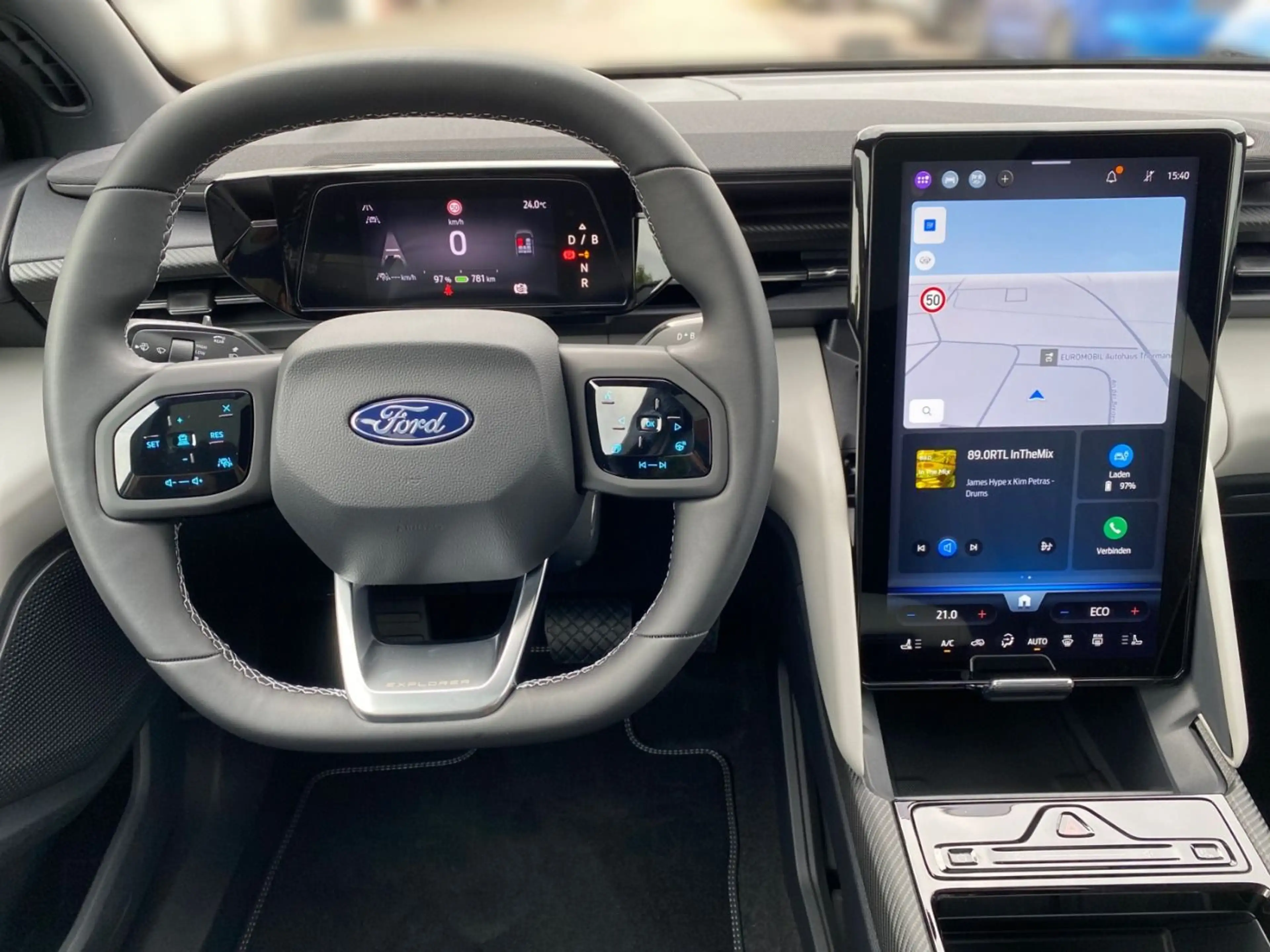 Ford Explorer Premium AWD Wärmepumpe+360-Grad-Kamera — photo 7