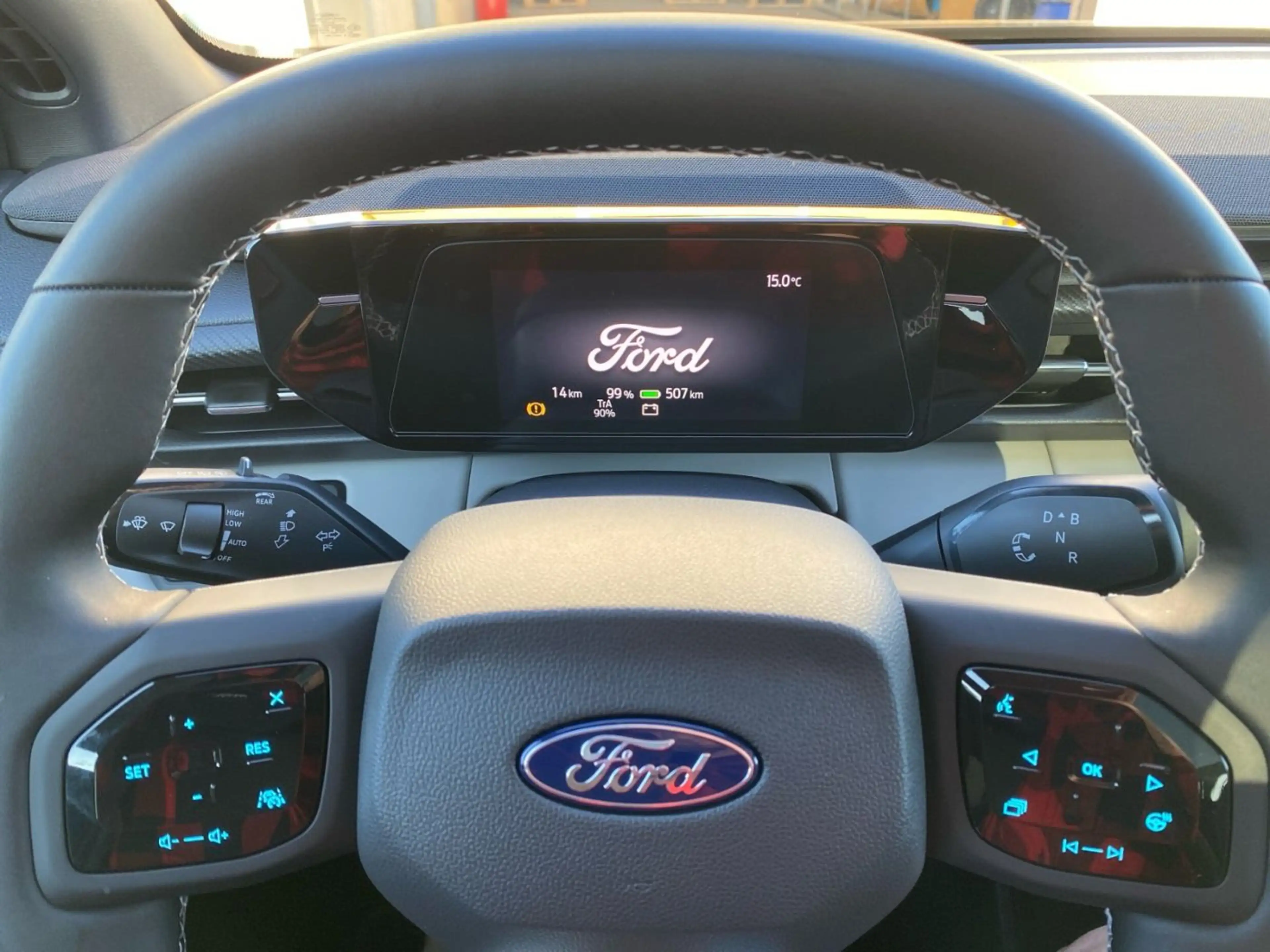 Ford Explorer Premium AWD Wärmepumpe+360-Grad-Kamera — photo 14