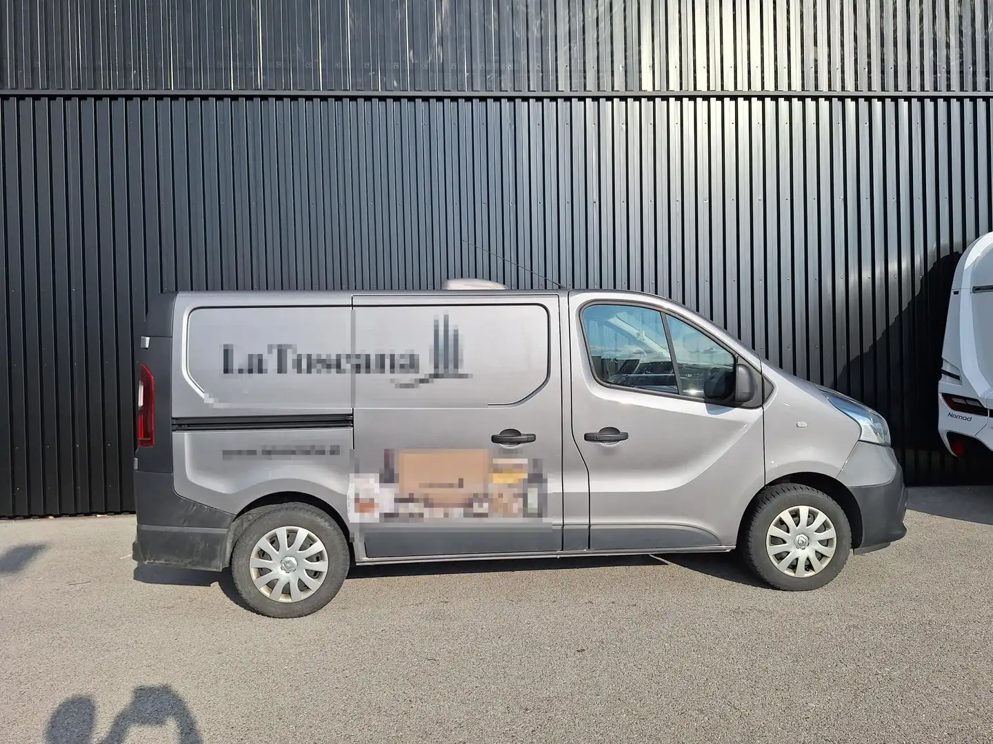 Renault Trafic - 1