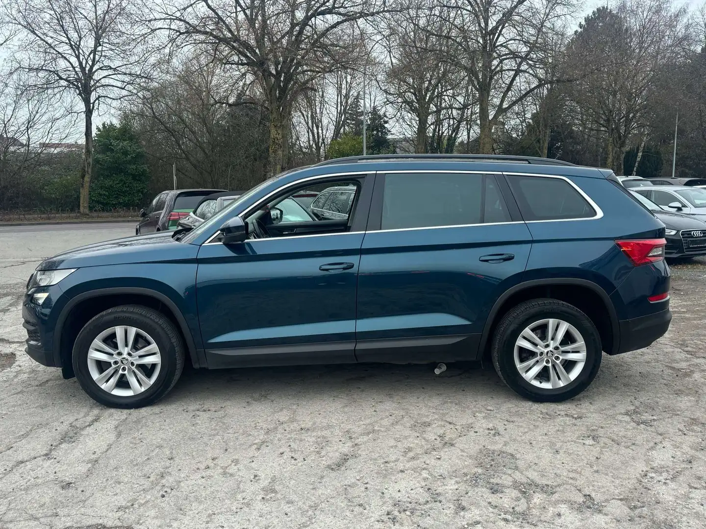 Skoda Kodiaq 2.0 TDI DSG  7 places. 1-prop année 2020 Gris - 2