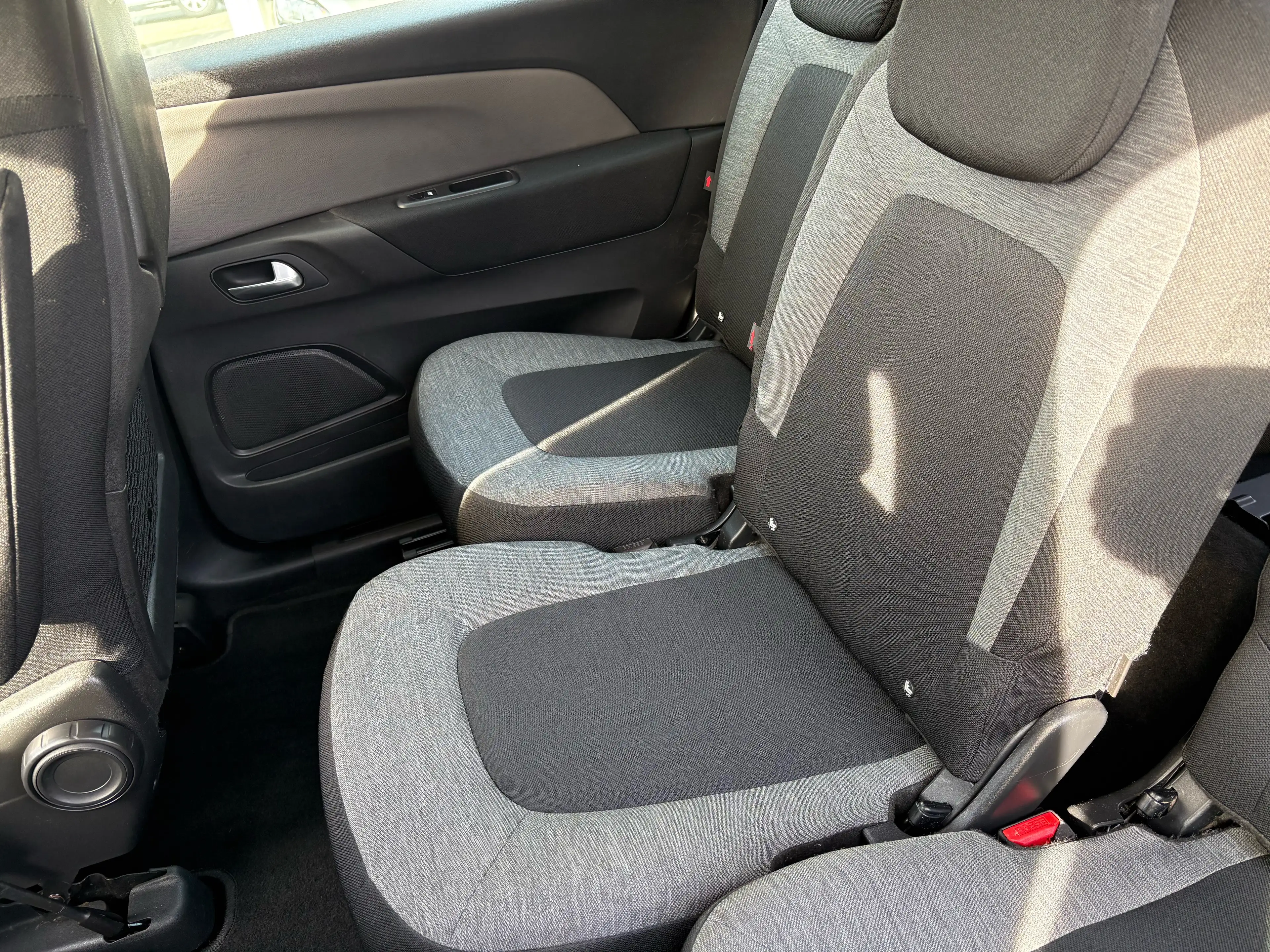 Citroen Grand C4 SpaceTourer 1.2 PureTech Business — photo 17