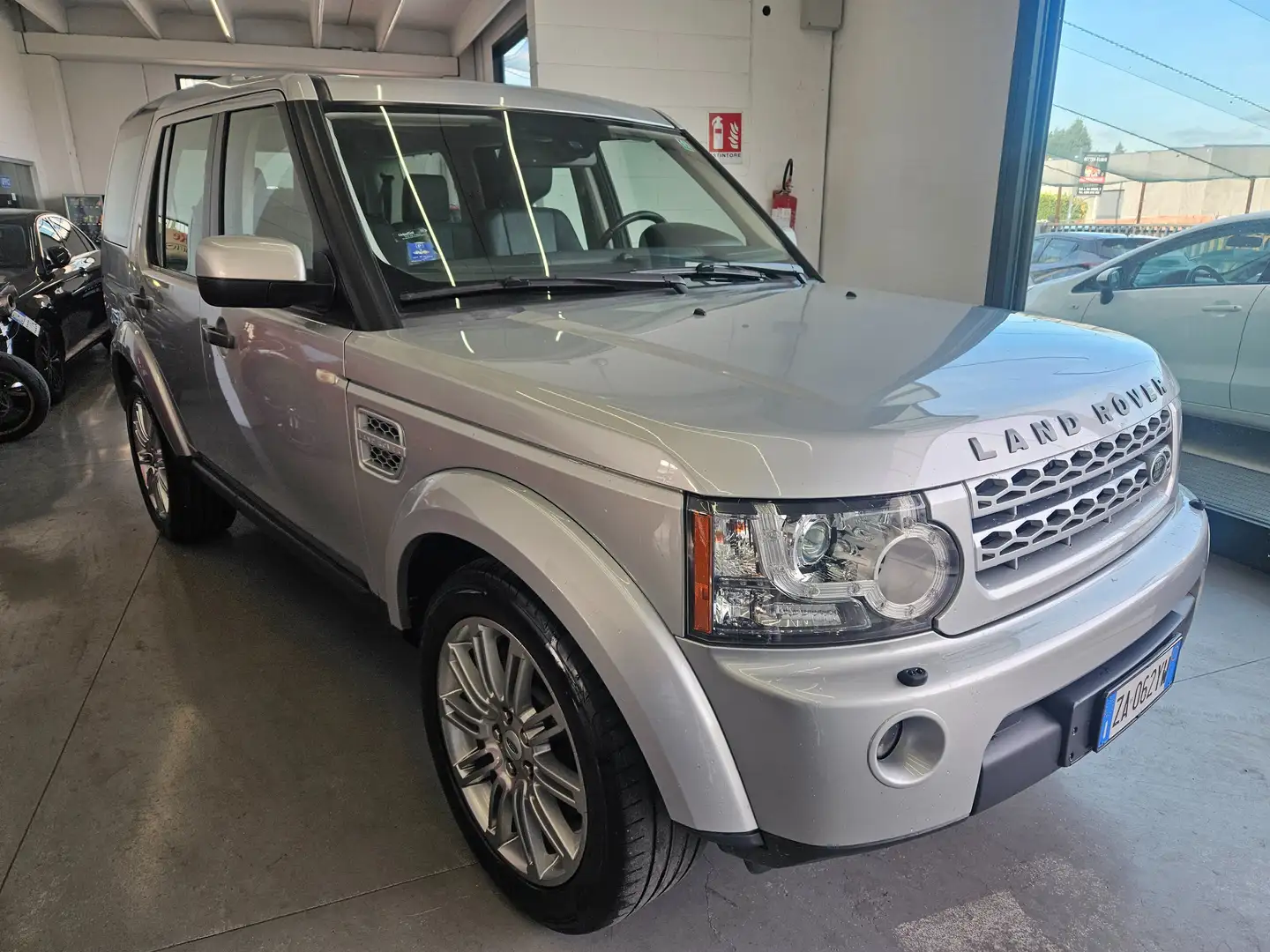 Land Rover Discovery Discovery IV 2009 3.0 sdV6 LE 7 posti Argintiu - 1