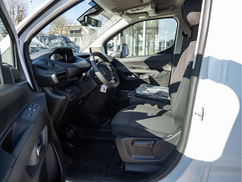 Peugeot Partner Elektromotor PRO SKILL M 100KW LED — photo 10