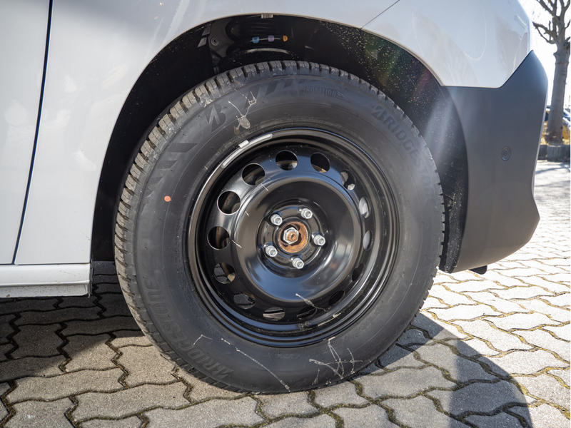 Peugeot Partner Elektromotor PRO SKILL M 100KW LED — photo 6