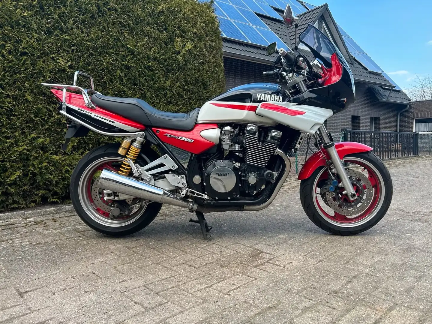 Yamaha XJR 1300 Rosso - 2