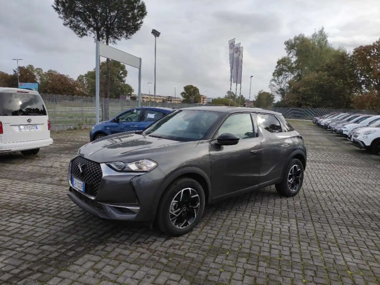 DS Automobiles DS 3 Crossback BlueHDi 130 aut. So Chic Grigio - 1