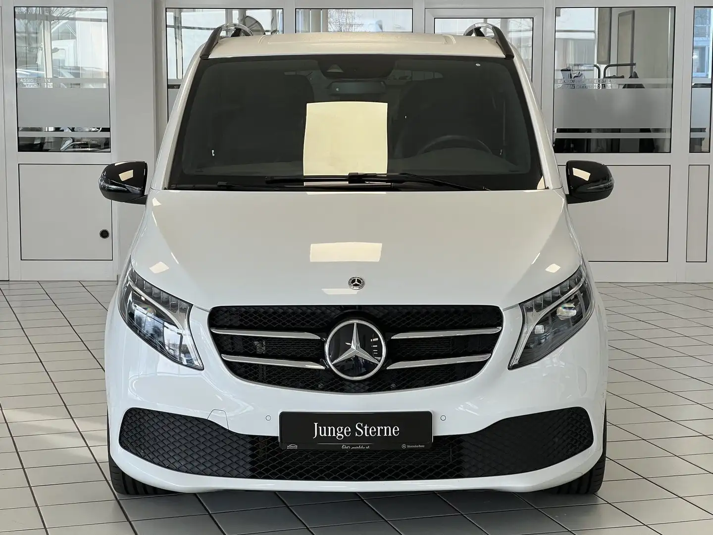 Mercedes-Benz V 300 d EDITION Lang Standheizung+Night+AHK+MBUX Wit - 2