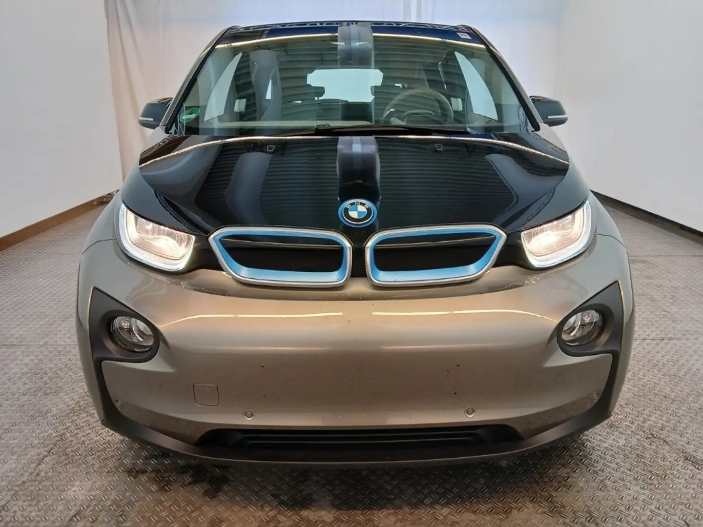 BMW i3 60 Ah REX LODGE+PANO+NAVI-PRO+SHZ+MFL+BT+USB+ Beige - 2