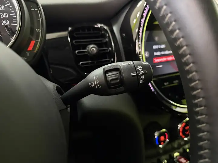 MINI Cooper 2023, foto 24
