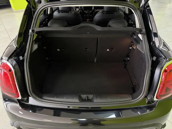 MINI Cooper 2023, foto 30
