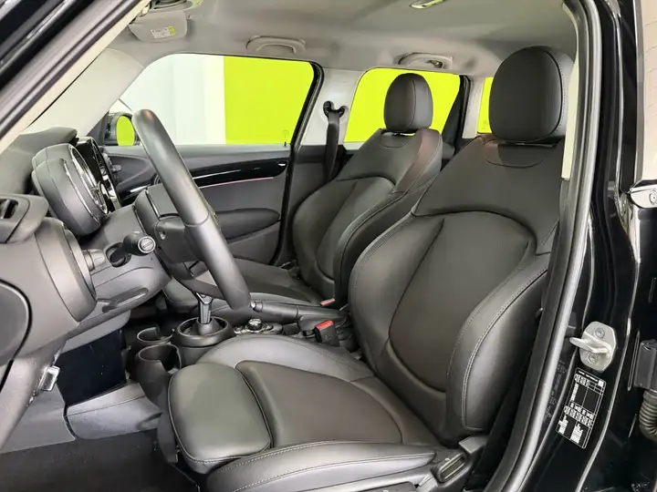 MINI Cooper 2023, foto 9