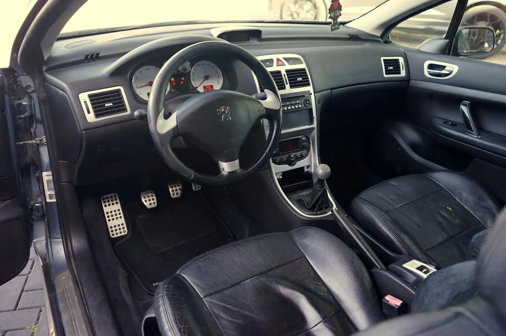 Peugeot 307 CC 2.0-16V, Leder, PDC, Clima, Elek pakket Grigio - 2