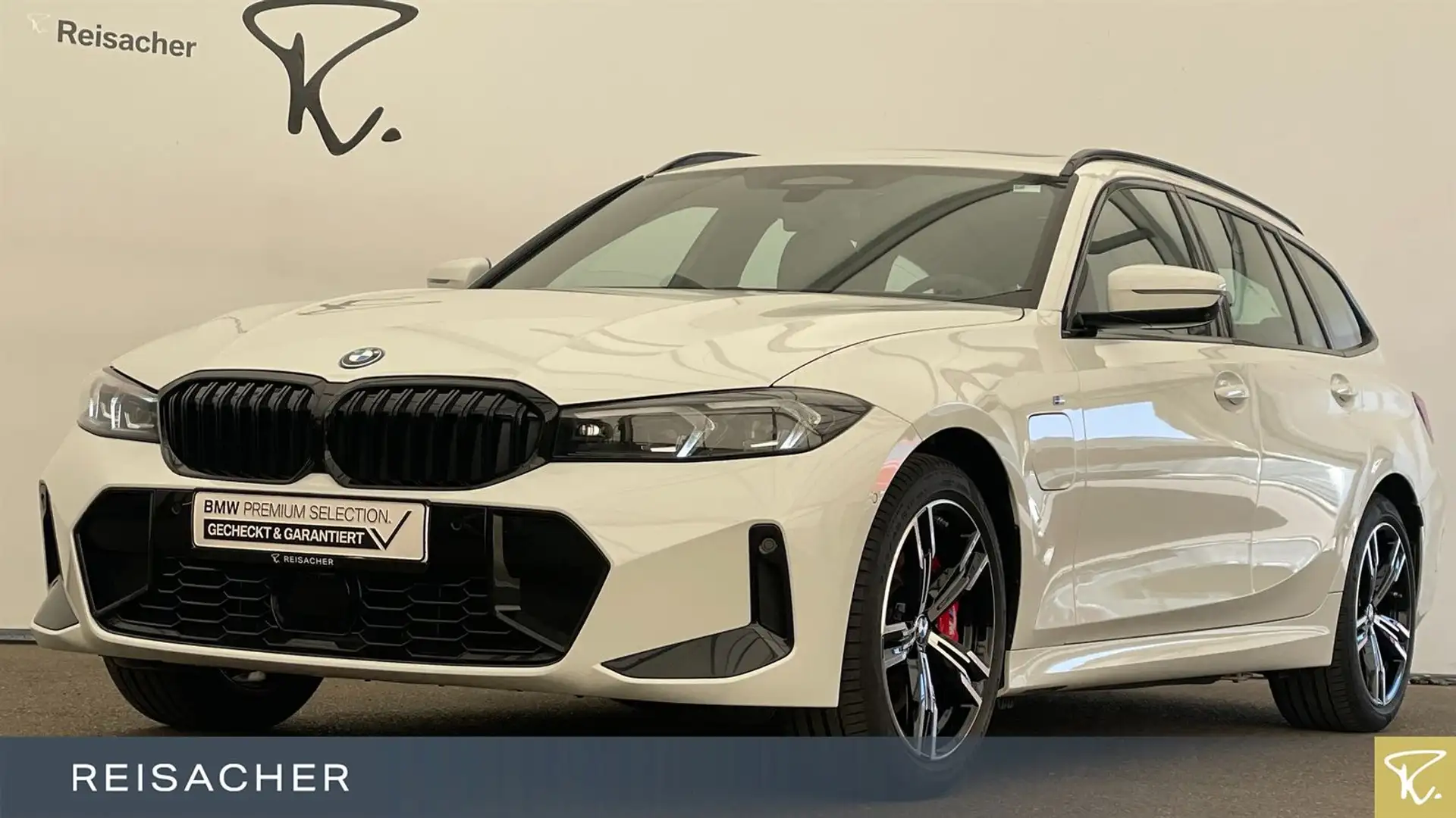 BMW 330 e A Tou M Sport PRO AHK Pano ACC 360 HUD 18" Weiß - 1
