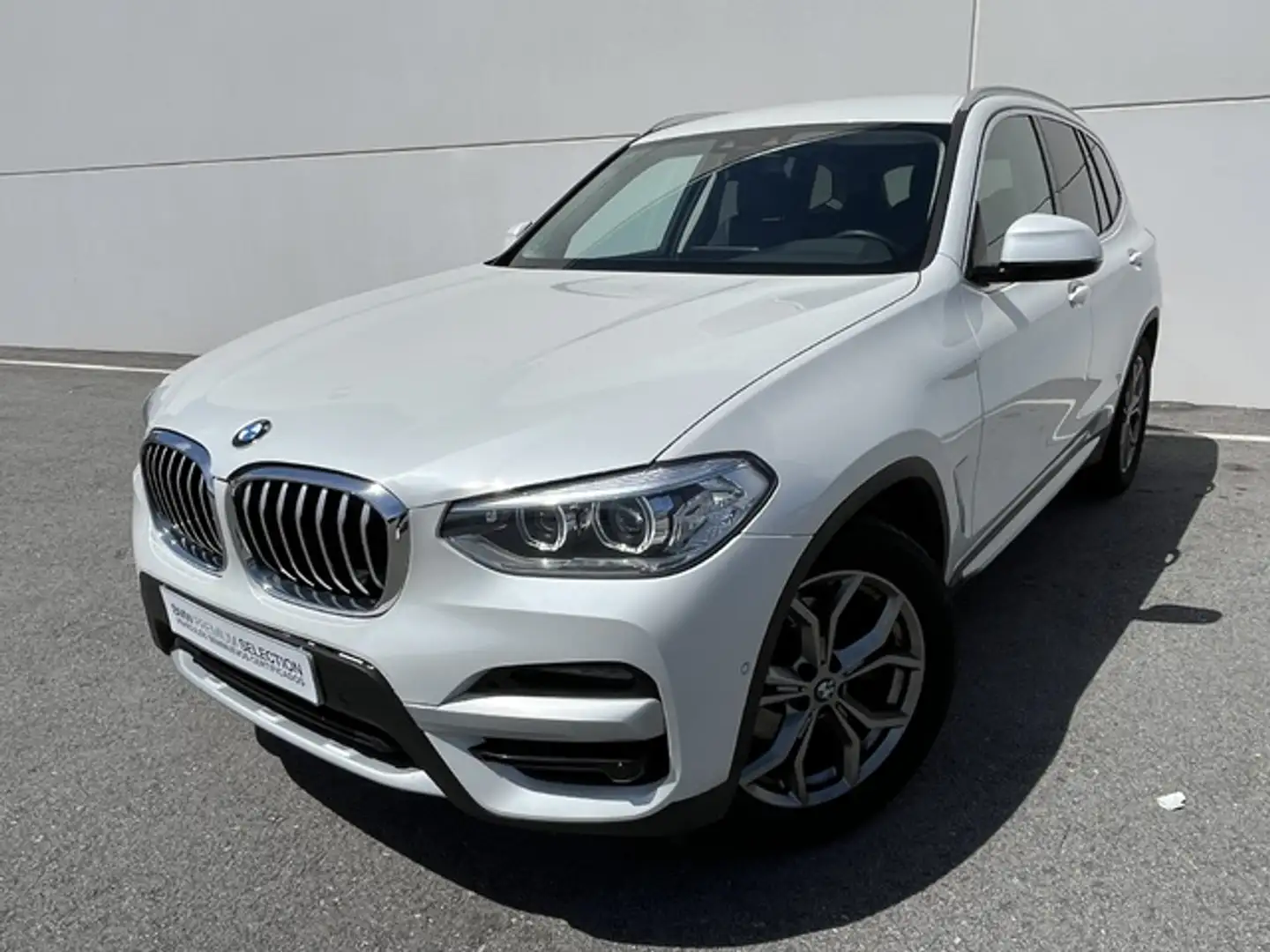 BMW X3 xDrive 20dA Weiß - 1